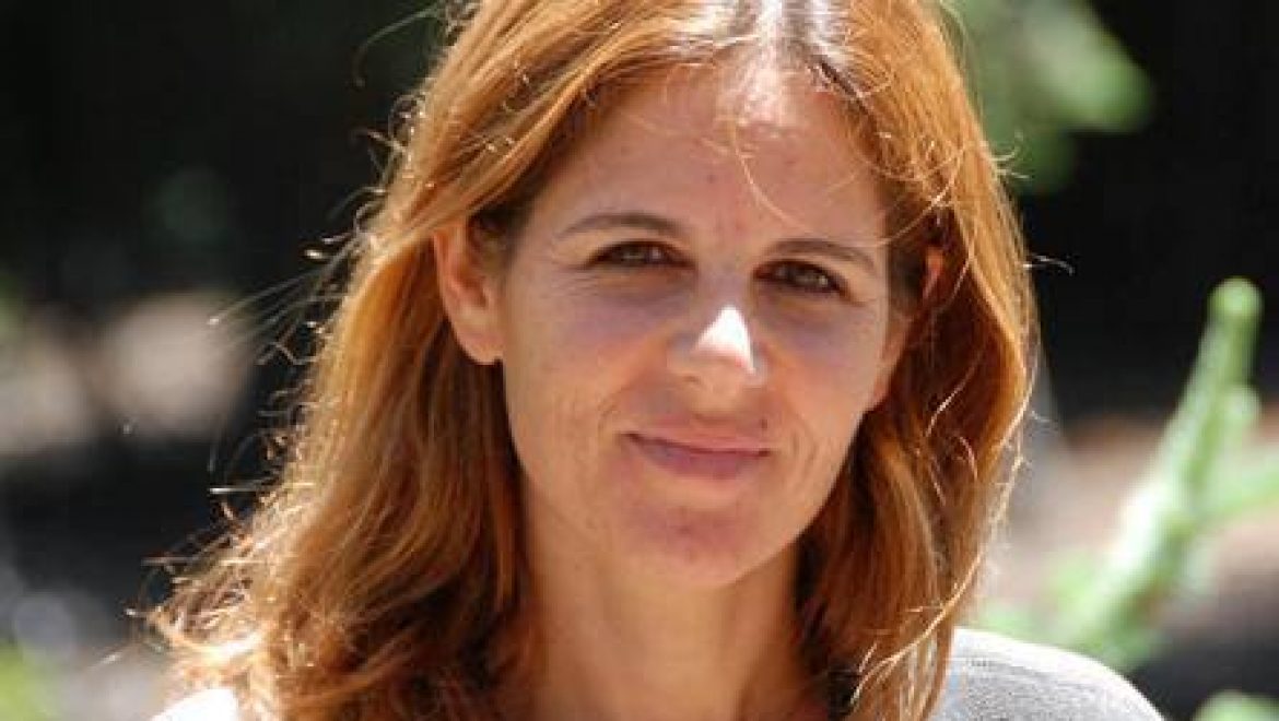 הכירו את המתקשרת: איילת סגל